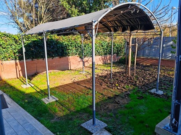 casa indipendente in vendita a Colle di Val d'Elsa