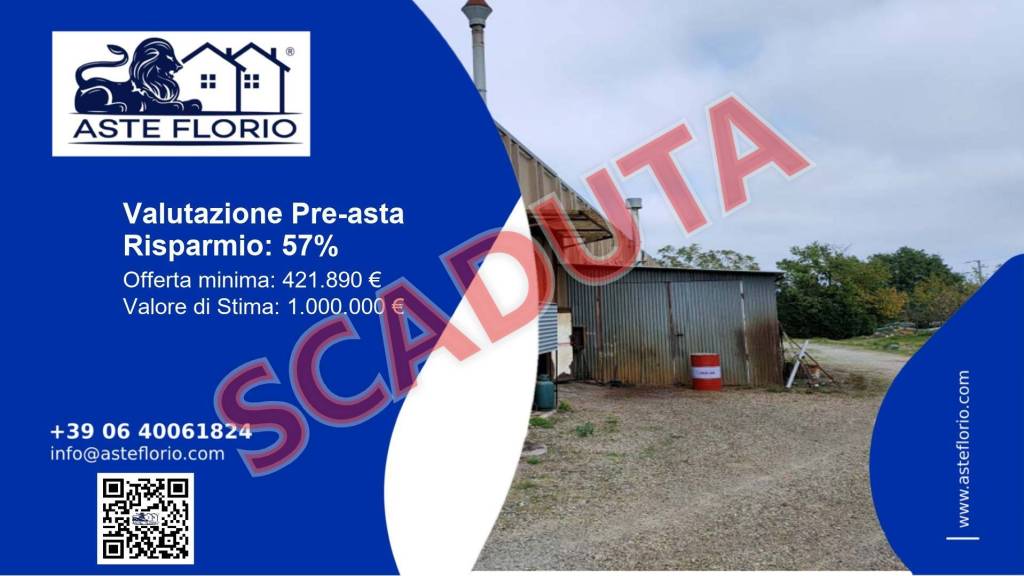 locale commerciale in vendita a Colle di Val d'Elsa