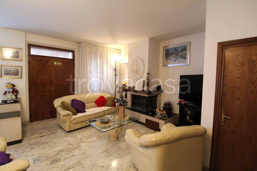 appartamento in vendita a Colle di Val d'Elsa