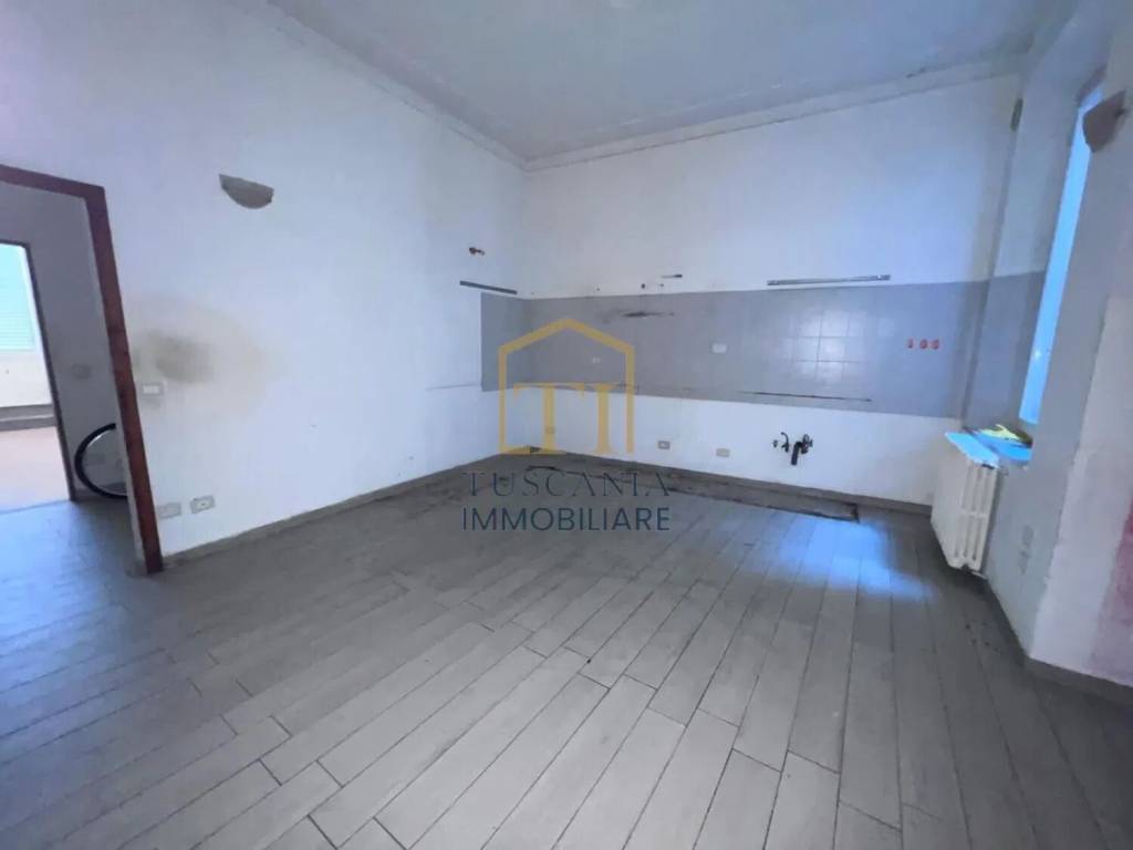 appartamento in vendita a Colle di Val d'Elsa