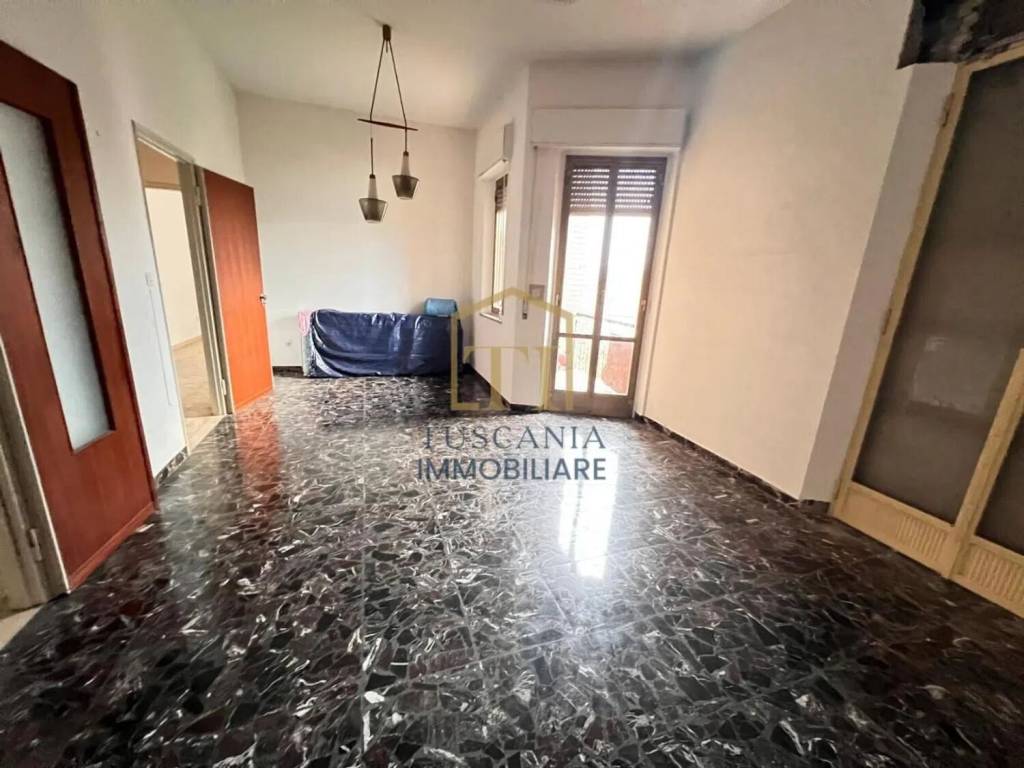 appartamento in vendita a Colle di Val d'Elsa