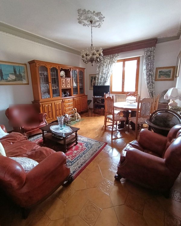 appartamento in vendita a Colle di Val d'Elsa