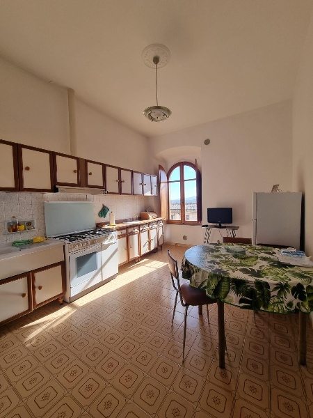 appartamento in vendita a Colle di Val d'Elsa