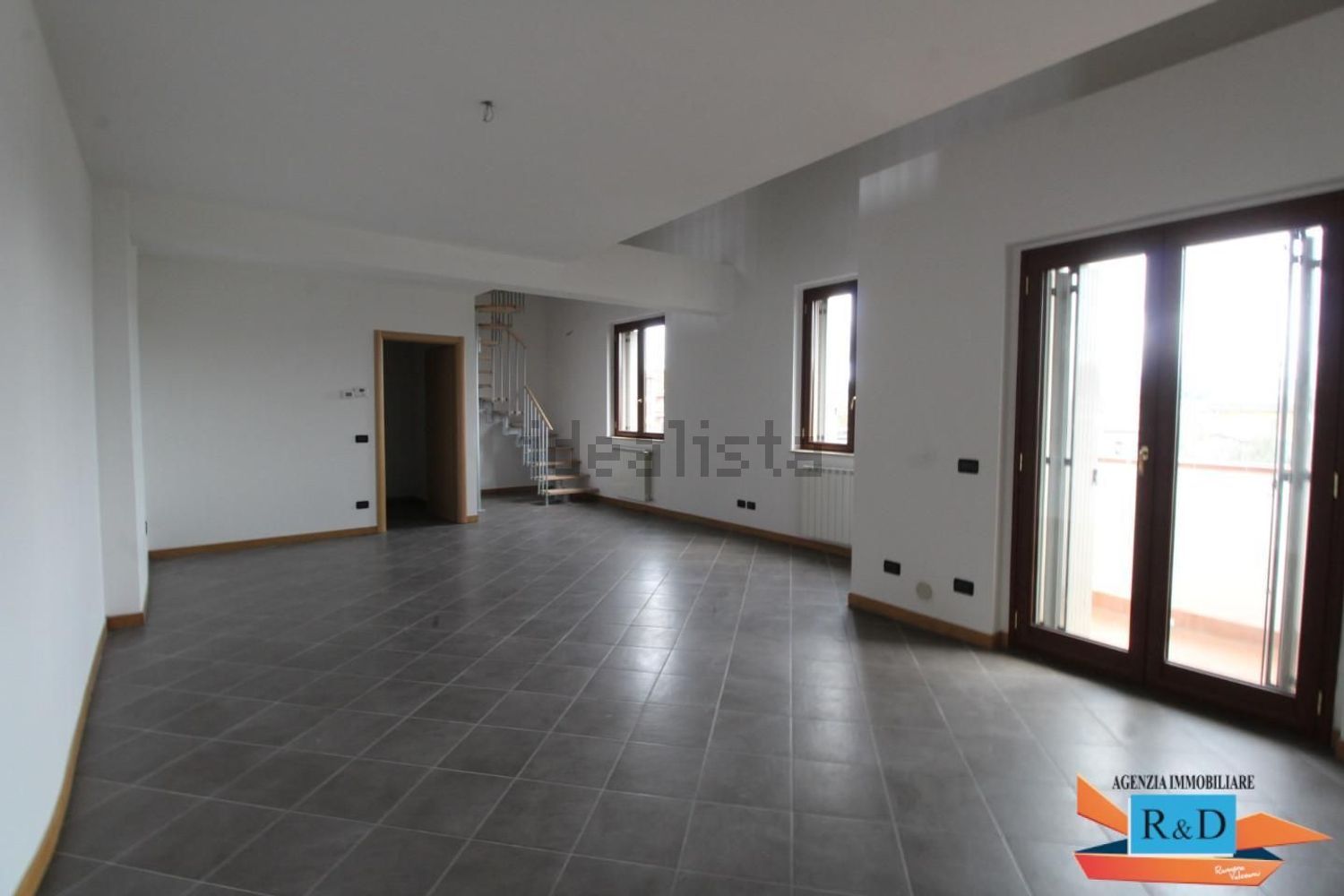 appartamento in vendita a Colle di Val d'Elsa