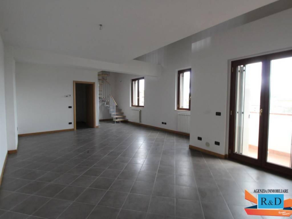 appartamento in vendita a Colle di Val d'Elsa