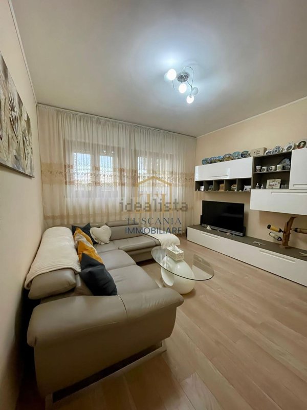 appartamento in vendita a Colle di Val d'Elsa