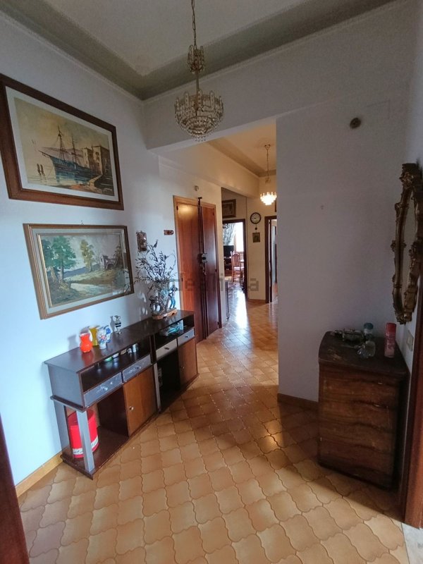 appartamento in vendita a Colle di Val d'Elsa