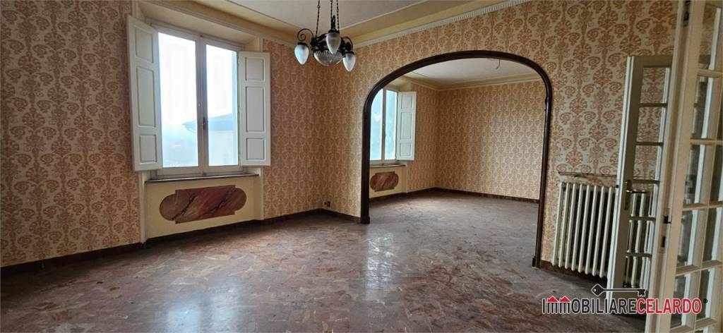 appartamento in vendita a Colle di Val d'Elsa