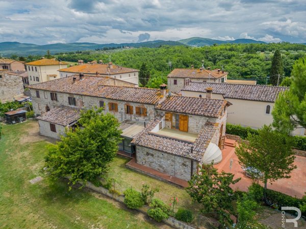 casale in vendita a Colle di Val d'Elsa