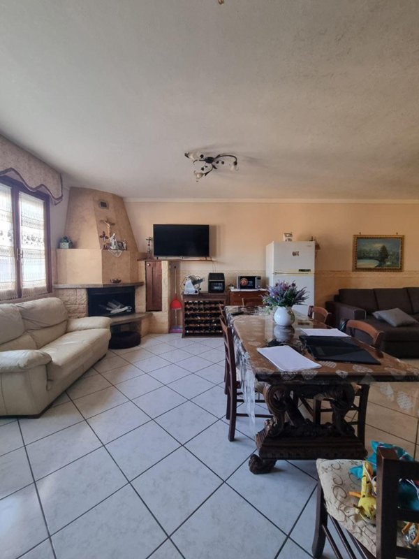 casa indipendente in vendita a Colle di Val d'Elsa