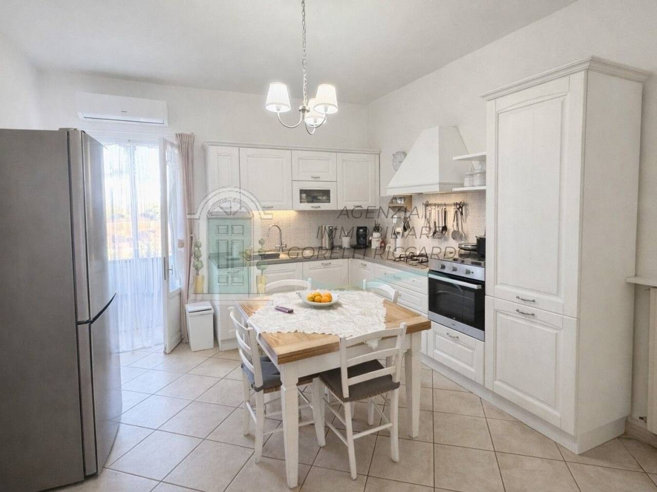 appartamento in vendita a Colle di Val d'Elsa