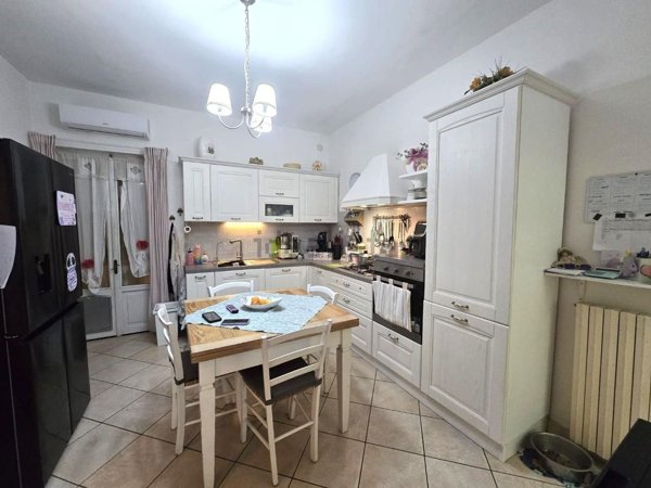 appartamento in vendita a Colle di Val d'Elsa