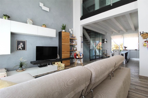 appartamento in vendita a Colle di Val d'Elsa