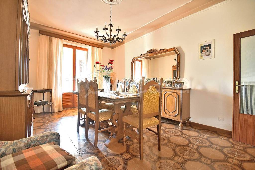 appartamento in vendita a Colle di Val d'Elsa in zona Selvamaggio