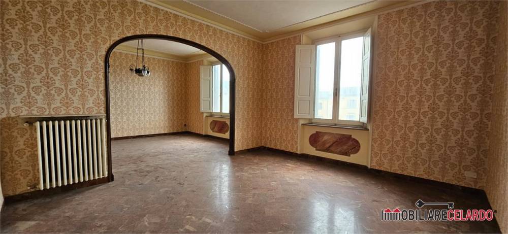 appartamento in vendita a Colle di Val d'Elsa