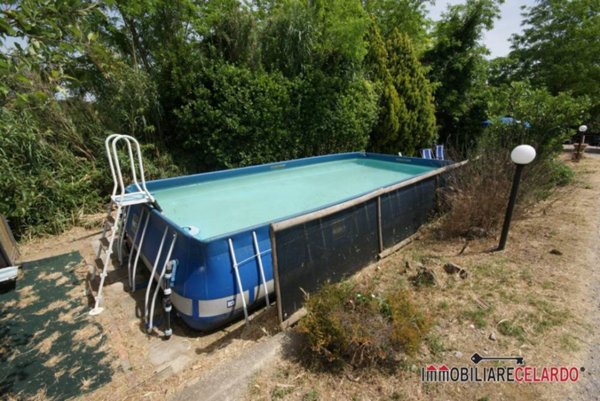 ufficio in vendita a Colle di Val d'Elsa in zona Le grazie