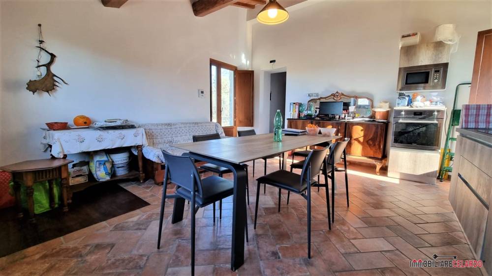 casa indipendente in vendita a Colle di Val d'Elsa