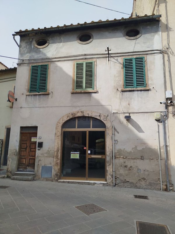 appartamento in vendita a Colle di Val d'Elsa