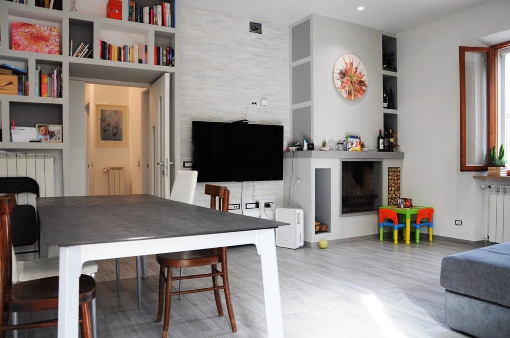 casa indipendente in vendita a Colle di Val d'Elsa in zona Le grazie