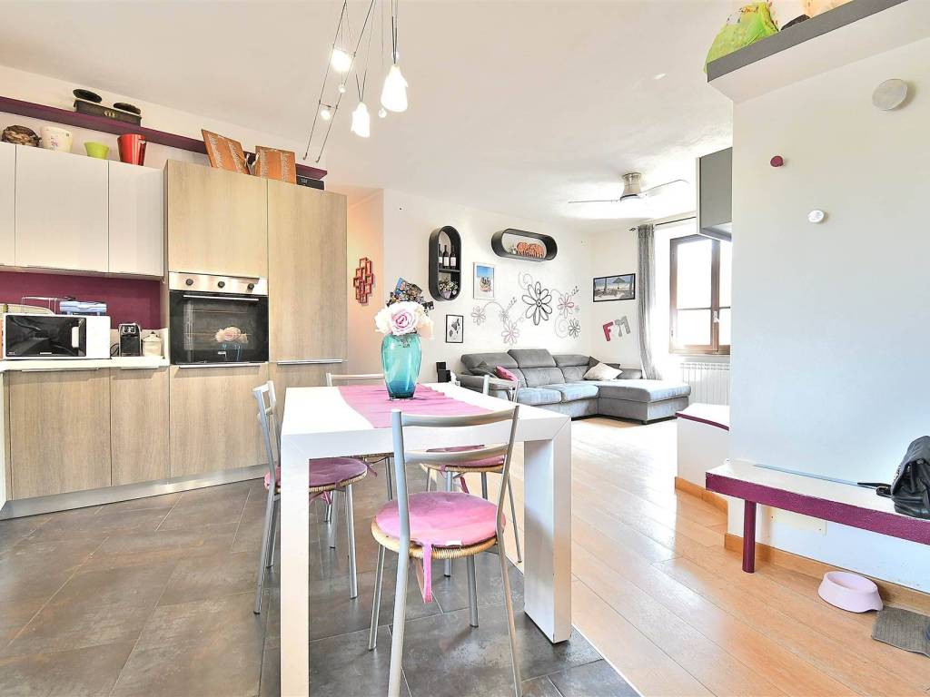 appartamento in vendita a Colle di Val d'Elsa