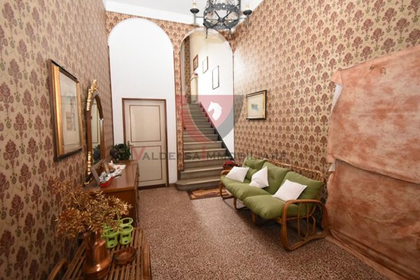 appartamento in vendita a Colle di Val d'Elsa