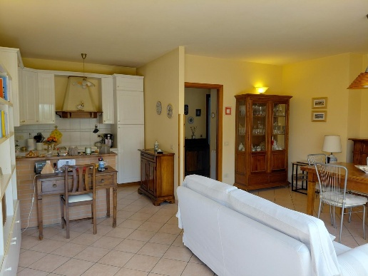 appartamento in vendita a Colle di Val d'Elsa