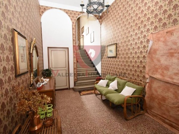 appartamento in vendita a Colle di Val d'Elsa