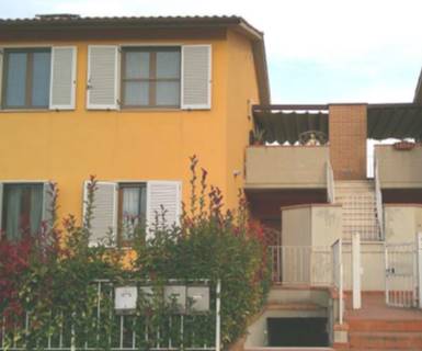 appartamento in vendita a Colle di Val d'Elsa