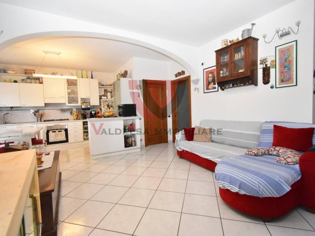 appartamento in vendita a Colle di Val d'Elsa