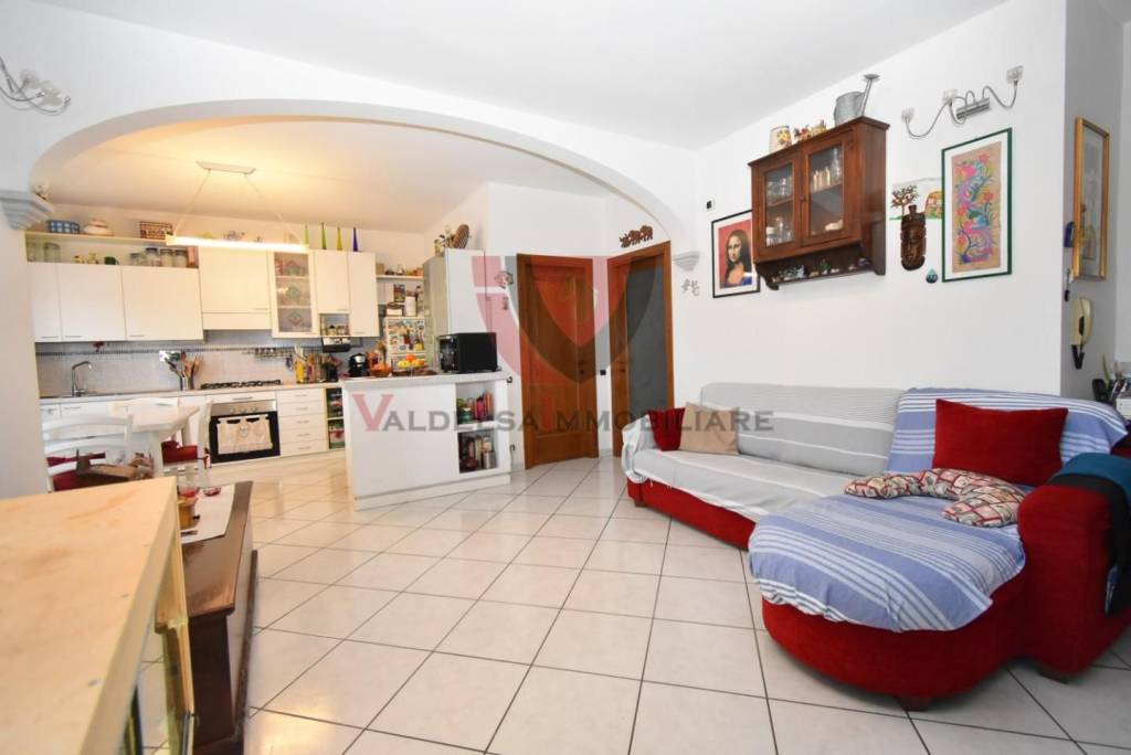 appartamento in vendita a Colle di Val d'Elsa
