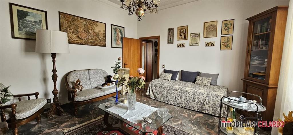 appartamento in vendita a Colle di Val d'Elsa