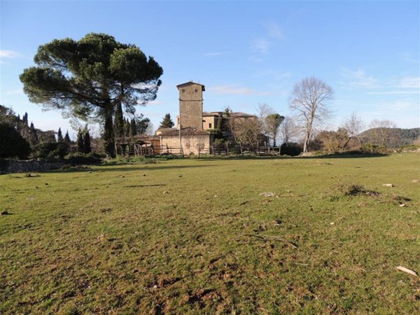 casa indipendente in vendita a Colle di Val d'Elsa