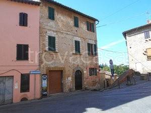 appartamento in vendita a Colle di Val d'Elsa