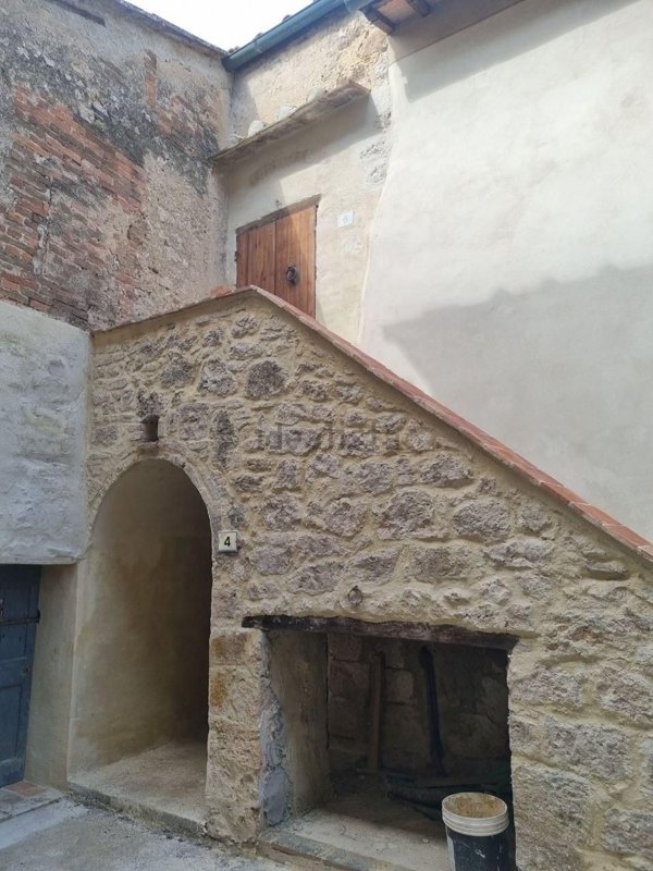casa indipendente in vendita a Colle di Val d'Elsa