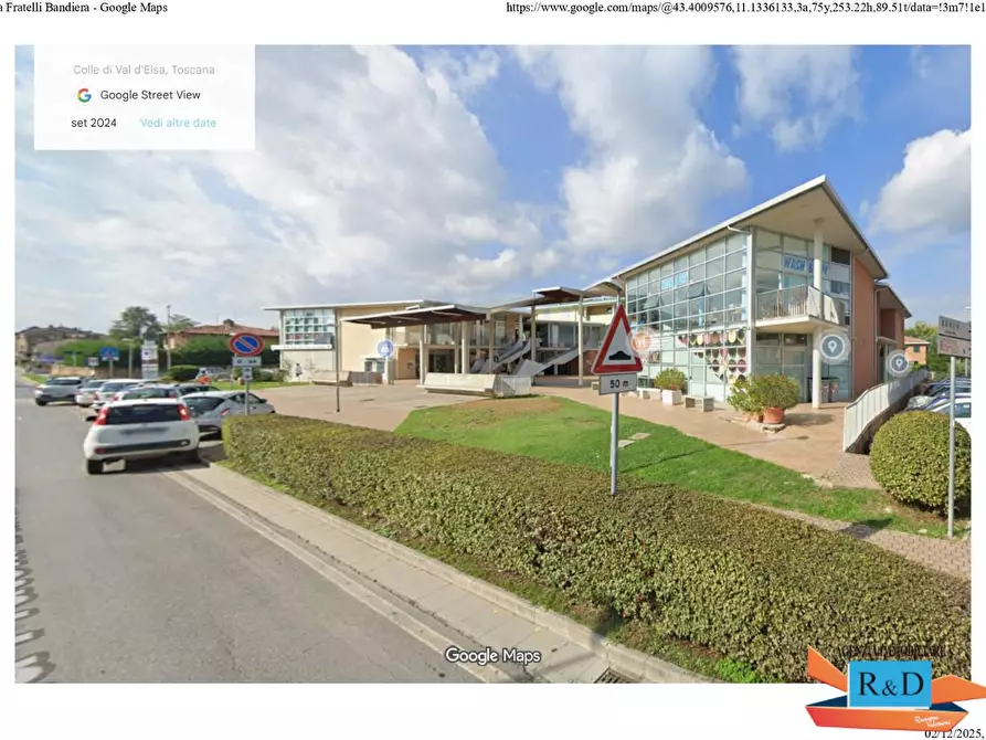 locale commerciale in vendita a Colle di Val d'Elsa