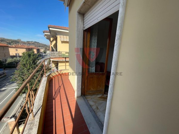appartamento in vendita a Colle di Val d'Elsa