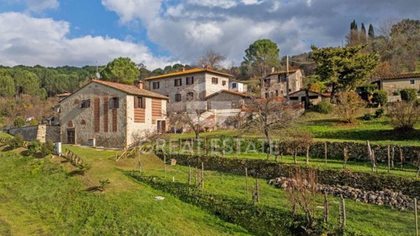 casa indipendente in vendita a Colle di Val d'Elsa in zona Boscona