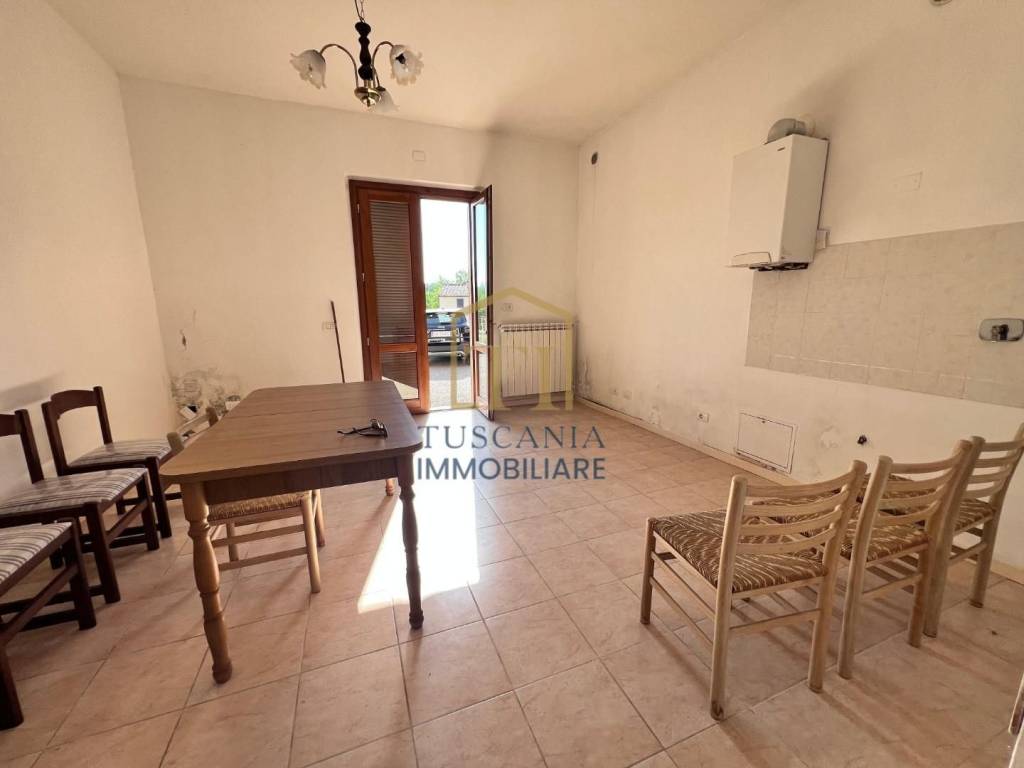 appartamento in vendita a Colle di Val d'Elsa in zona Selvamaggio