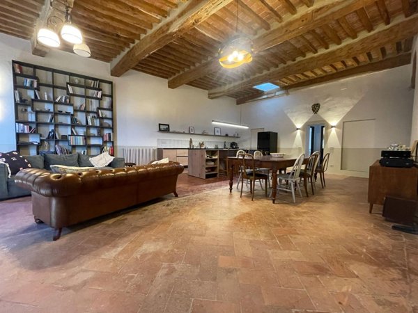 appartamento in vendita a Colle di Val d'Elsa