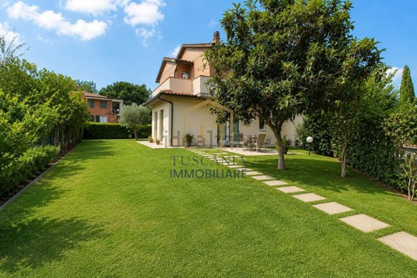 appartamento in vendita a Colle di Val d'Elsa