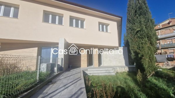 casa indipendente in vendita a Colle di Val d'Elsa in zona Le grazie