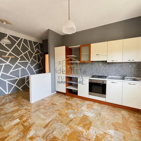 appartamento in vendita a Colle di Val d'Elsa