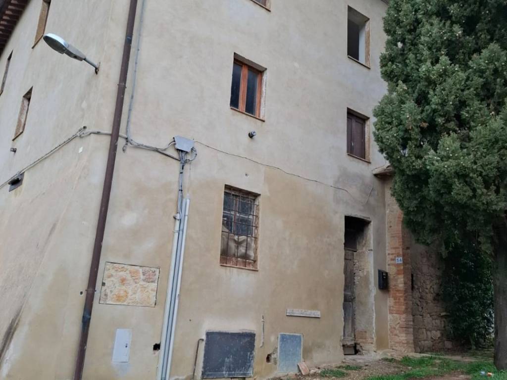 casa indipendente in vendita a Colle di Val d'Elsa