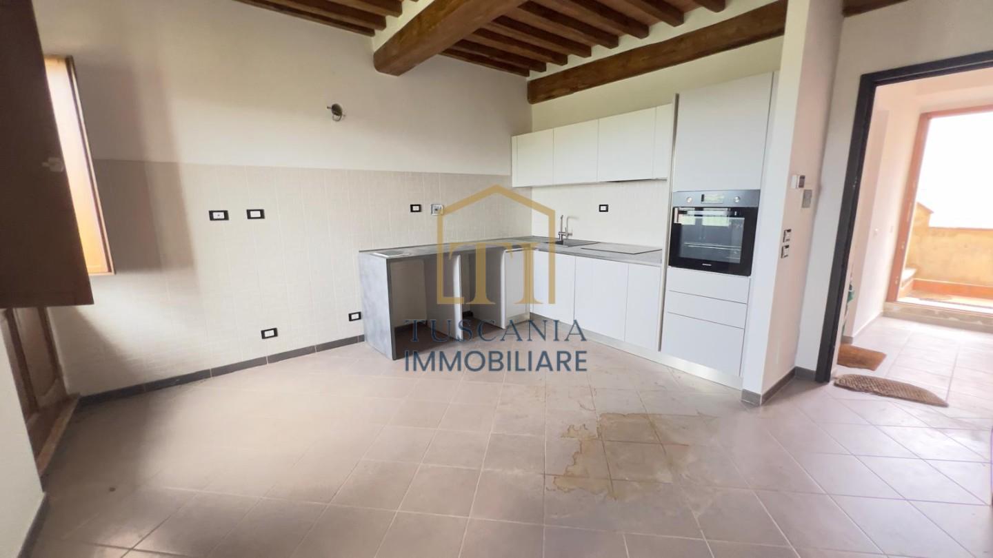 appartamento in vendita a Colle di Val d'Elsa in zona Montecchio / Borgatello