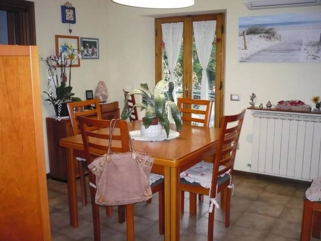 appartamento in vendita a Colle di Val d'Elsa