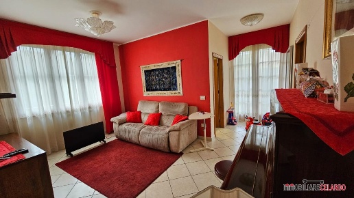 appartamento in vendita a Colle di Val d'Elsa in zona Selvamaggio