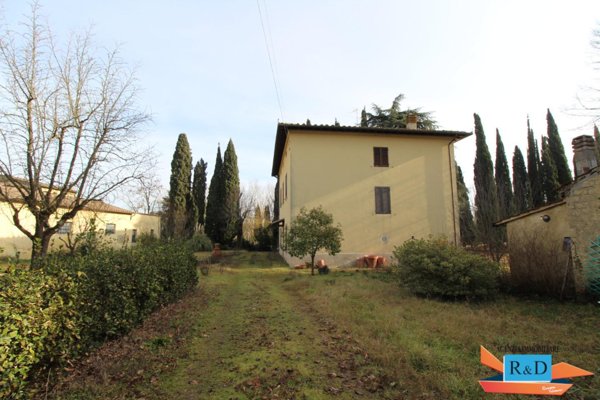 casa indipendente in vendita a Colle di Val d'Elsa