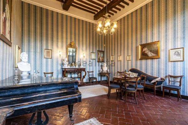 appartamento in vendita a Colle di Val d'Elsa