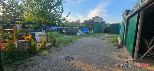 terreno in vendita a Colle di Val d'Elsa