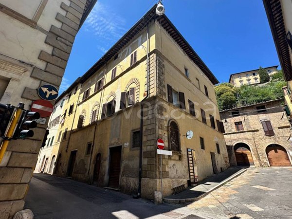 appartamento in vendita a Colle di Val d'Elsa